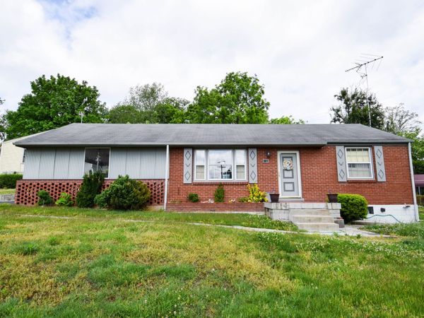 2932 Emery Dr, Nashville, TN 37214