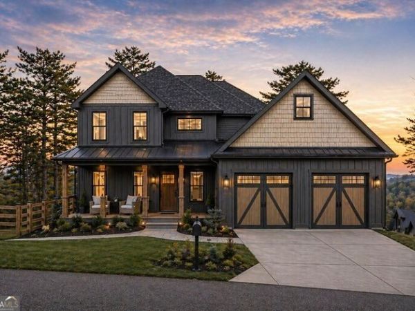 567 Crown Mountain Way, Dahlonega, GA 30533