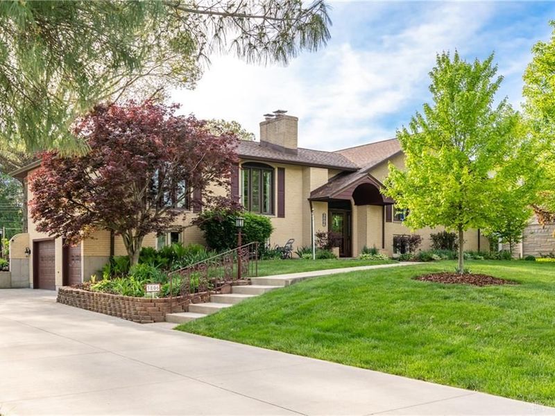 3806 Saint Andrews, Bath Township, OH 45324 Photo 3