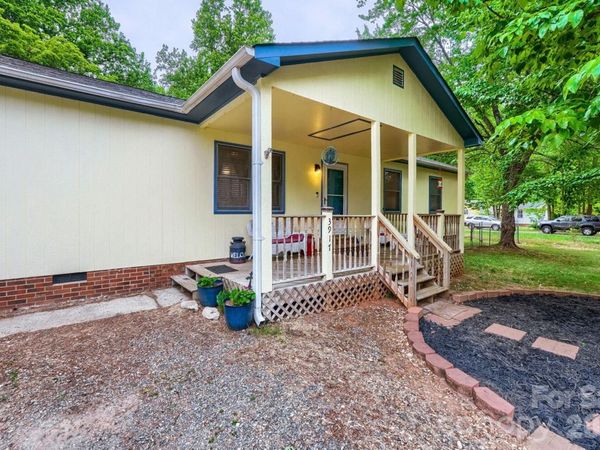 3917 Lake Road, Charlotte, NC 28269