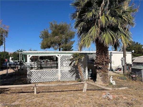 1720 Whipple Avenue, Logandale, NV 89021