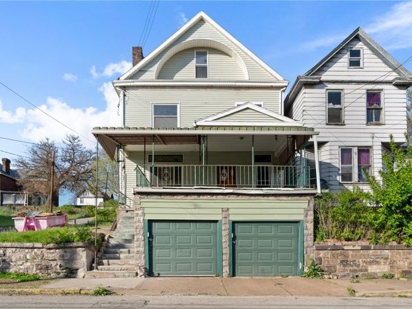 415 Mills Ave, Braddock, PA 15104