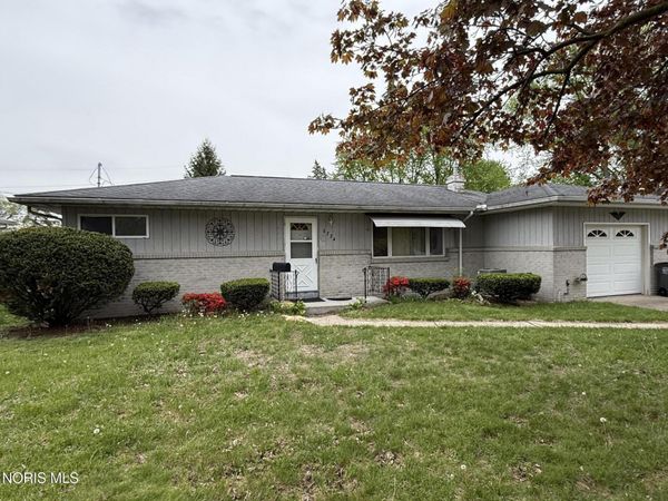 5724 W Rowland Road, Toledo, OH 43613