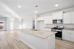 575 Edgetree Drive  photo 4