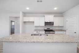 575 Edgetree Drive  photo 4