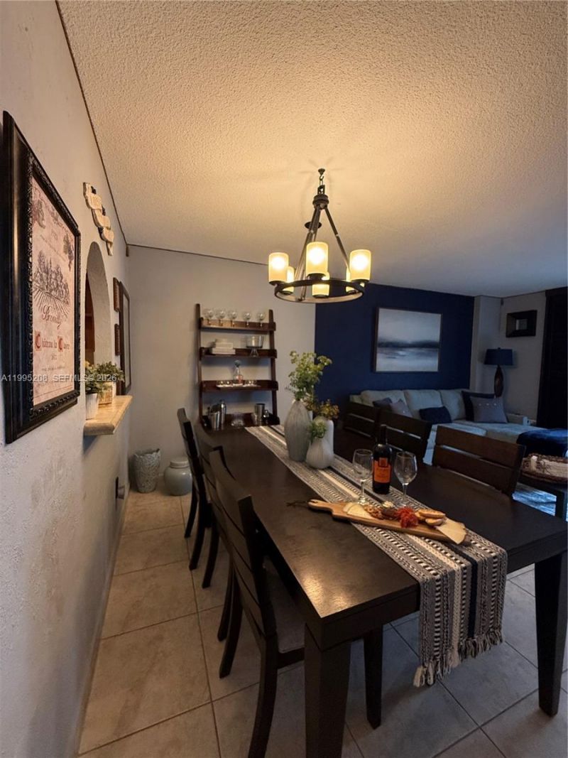 401 Ocean Dr , Unit 324, Miami Beach, FL 33139 Photo