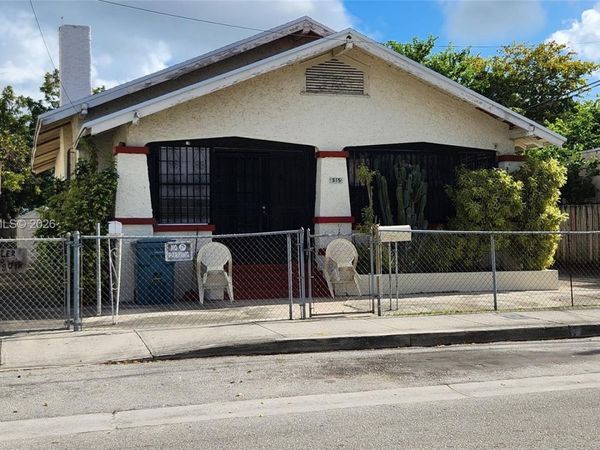 315 SW 10th Ave, Miami, FL 33130