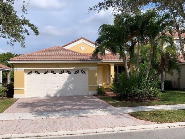 756 Sand Creek Cir , Weston, FL 33327