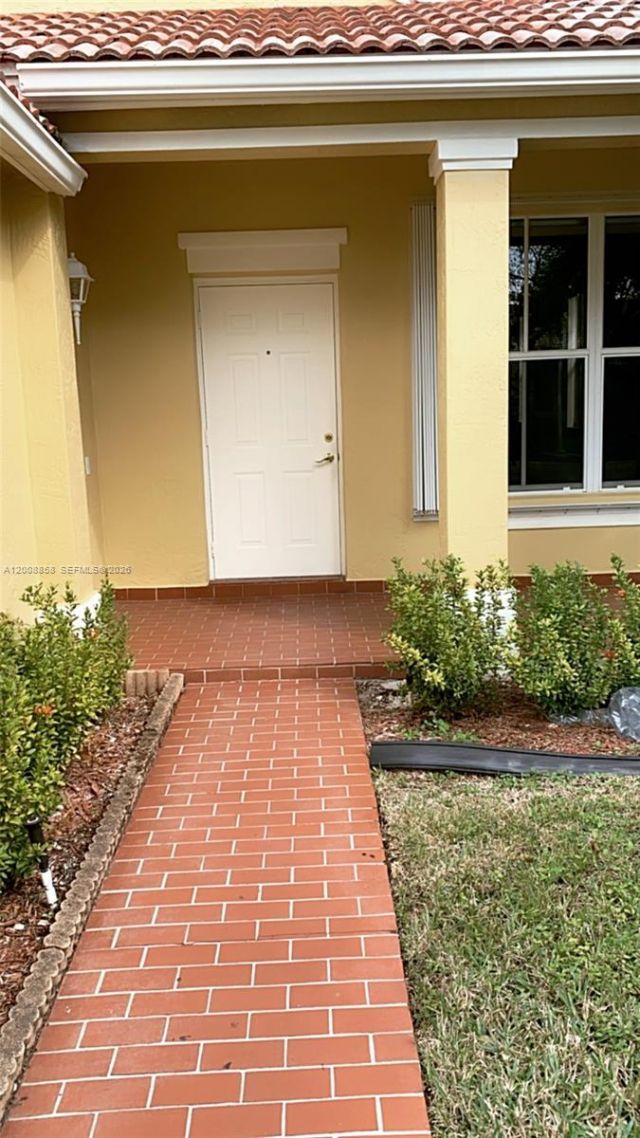 756 Sand Creek Cir , Weston, FL 33327 Photo