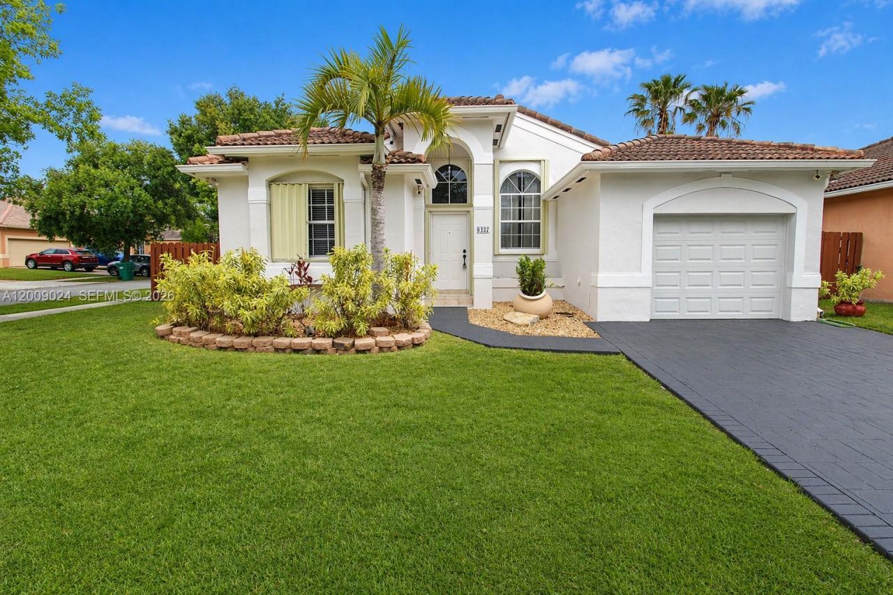 9437 SW 183rd Ter , Palmetto Bay, FL 33157 Photo