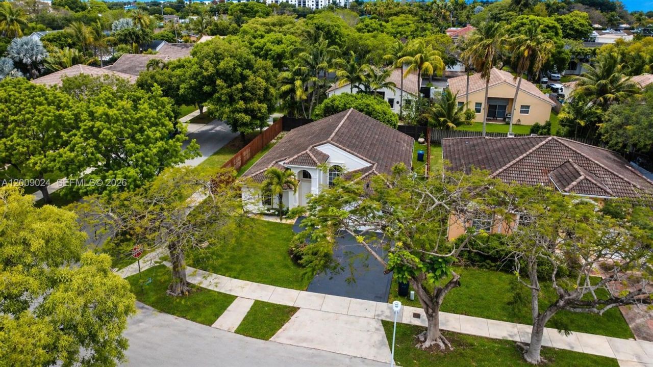 9437 SW 183rd Ter , Palmetto Bay, FL 33157 Photo