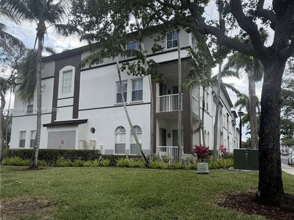 4435 SW 160th Ave, Unit 214, Miramar, FL 33027