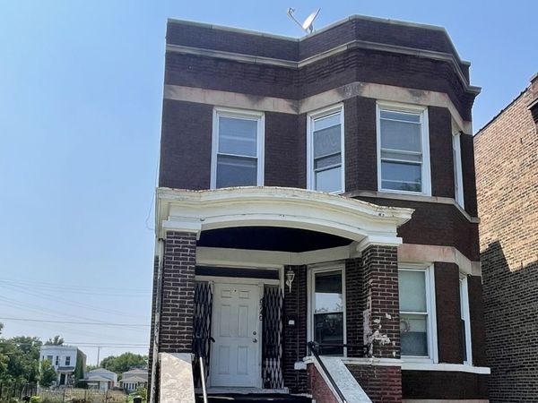 6740 S Saint Lawrence Avenue , Chicago, IL 60637