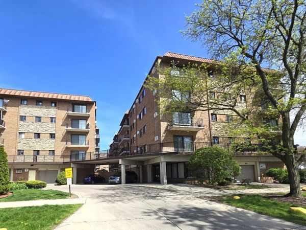 2317 N Neva Avenue, Unit 407A, Chicago, IL 60707