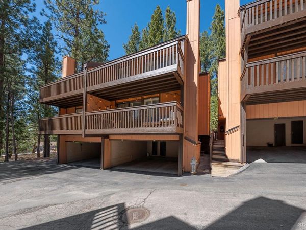 1439 Ski Run Boulevard, Unit H4, South Lake Tahoe, CA 96150