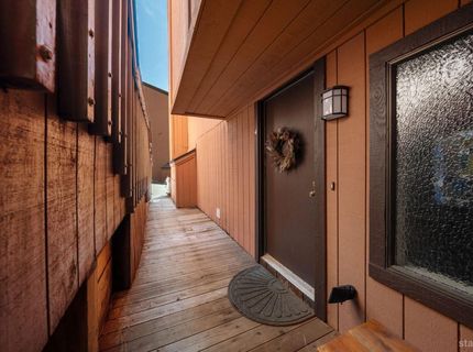 1439 Ski Run Boulevard, Unit H4, South Lake Tahoe, CA 96150 Photo