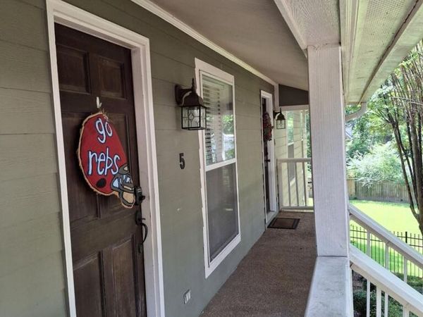 1606 Jackson Ave E, #5, Oxford, MS 38655