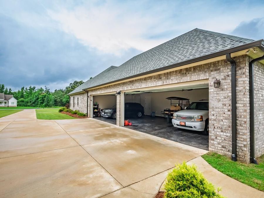 Property Image 103
