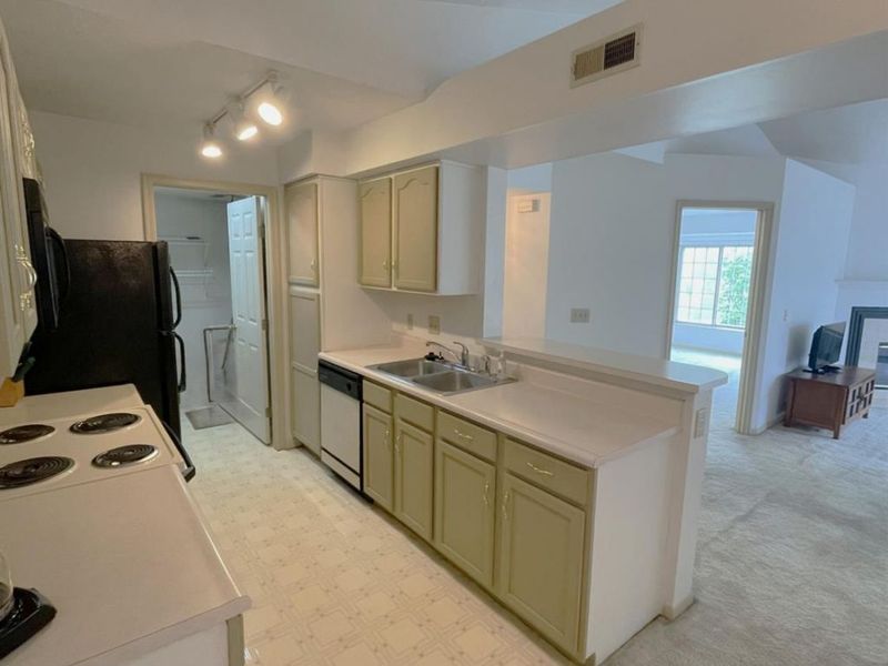 4200 Endeavor Drive, Unit 302, Colerain Township, OH 45252 Photo 10