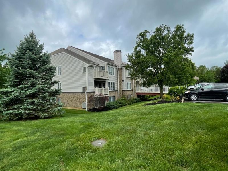 4200 Endeavor Drive, Unit 302, Colerain Township, OH 45252 Photo 4