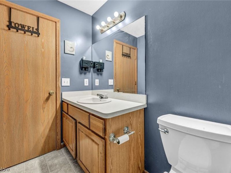 1086 Peach Boulevard, Willoughby, OH 44094 Photo 18