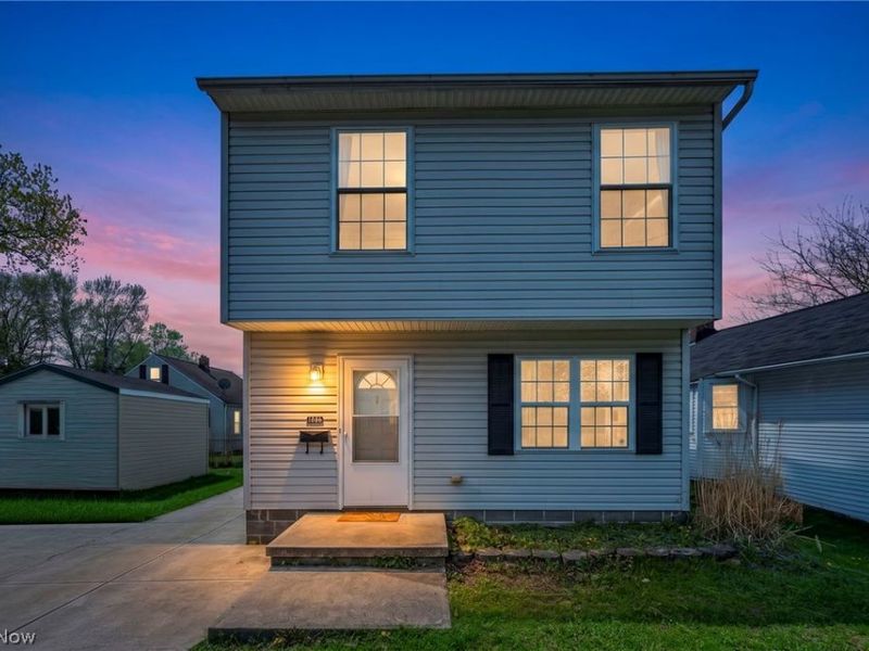 1086 Peach Boulevard, Willoughby, OH 44094 Photo 2