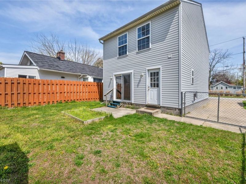 1086 Peach Boulevard, Willoughby, OH 44094 Photo 27