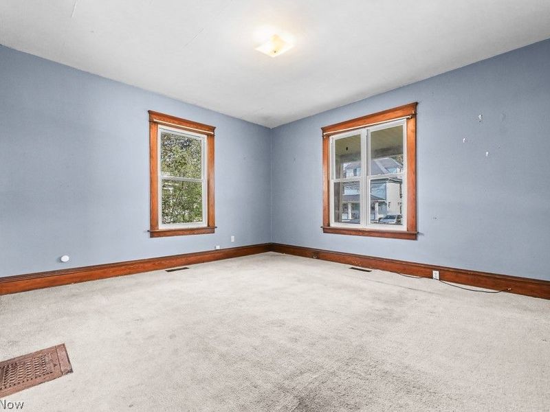 134 W Cambridge Street, Alliance, OH 44601 Photo 9