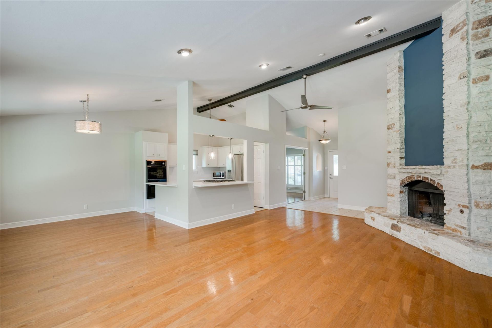 6506 Harrogate Dr, Austin, TX 78759 Main Photo