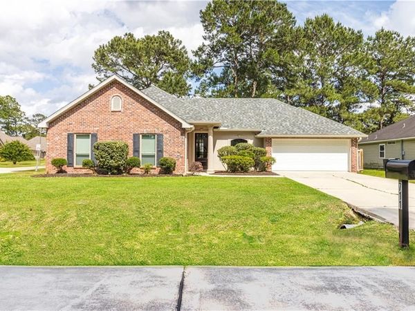711 LIONEL Court , Abita Springs, LA 70420