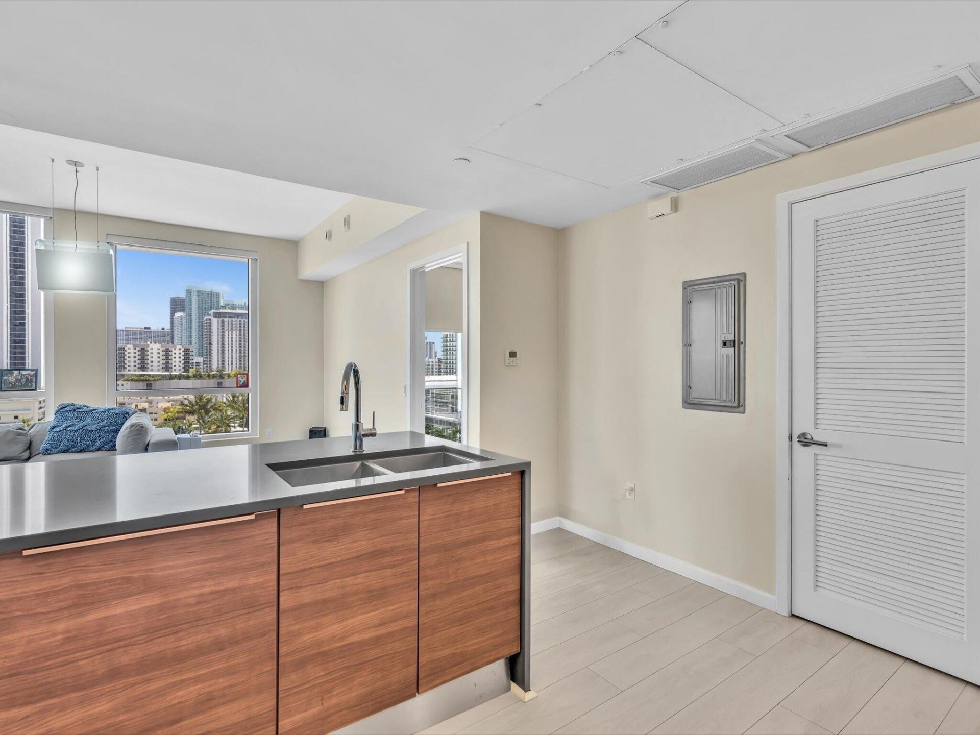 601 NE 27th Street, Unit 1208, Miami, FL 33137 Photo
