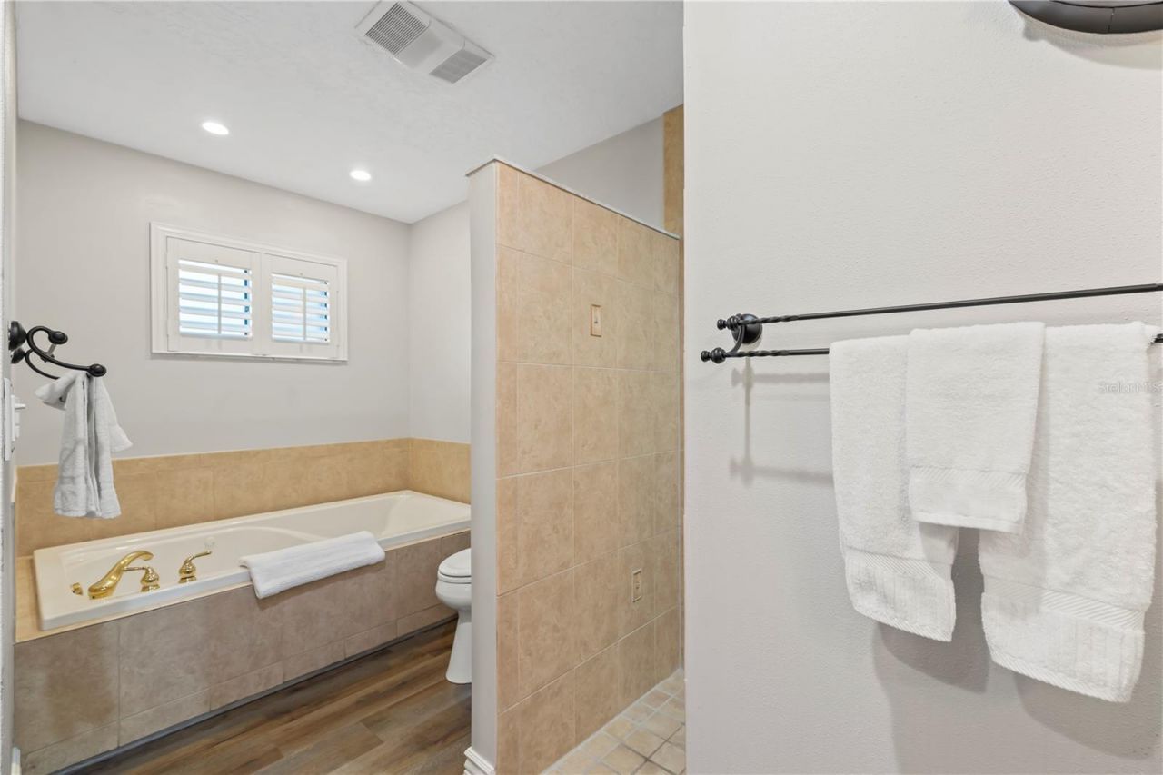 4125 Pinar Drive , Bradenton, FL 34210 Photo