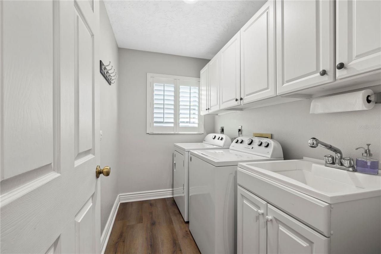 4125 Pinar Drive , Bradenton, FL 34210 Photo