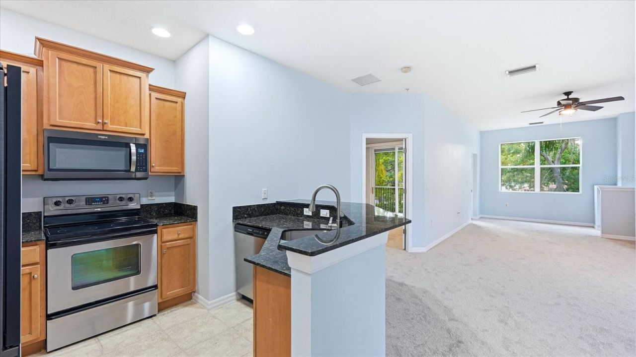7839 Limestone Lane, Unit 12-204, Sarasota, FL 34233 Photo