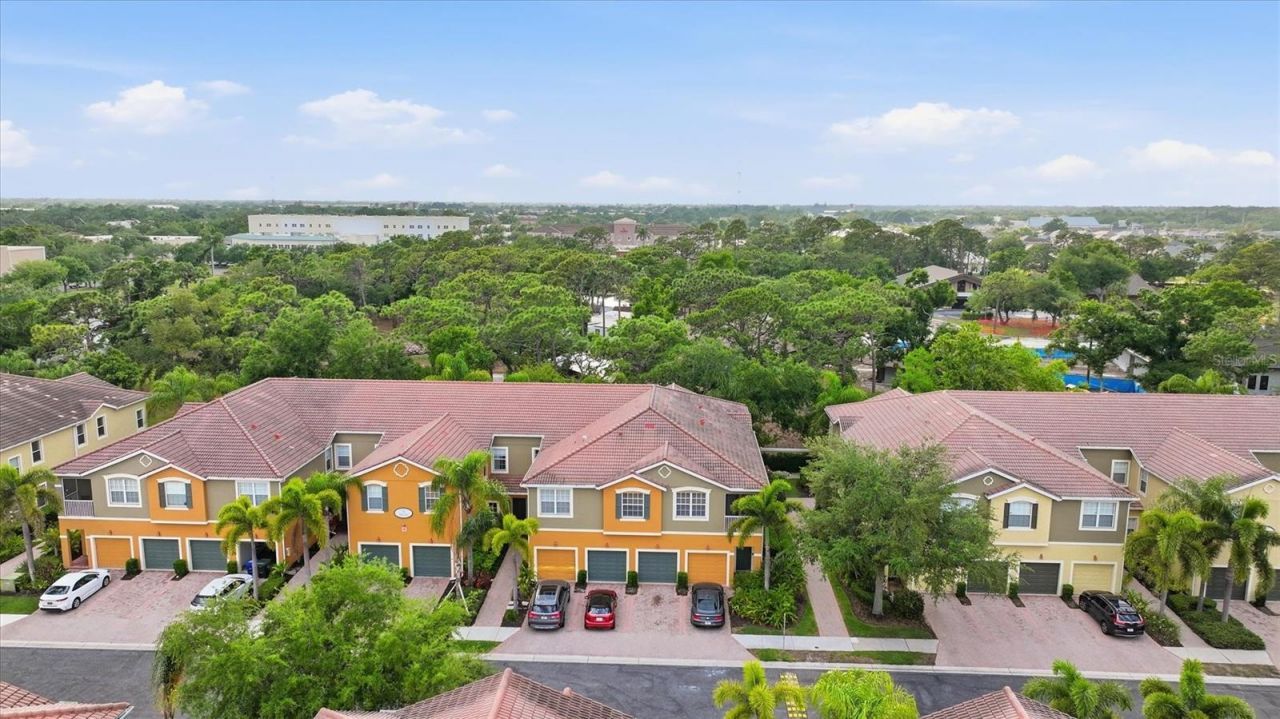 7839 Limestone Lane, Unit 12-204, Sarasota, FL 34233 Photo
