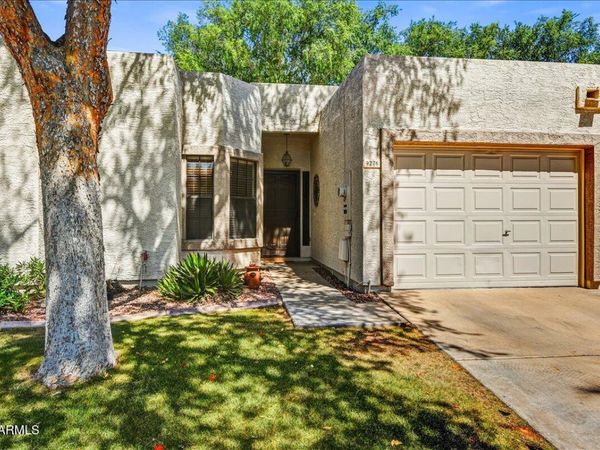 9276 W MORROW Drive, Peoria, AZ 85382