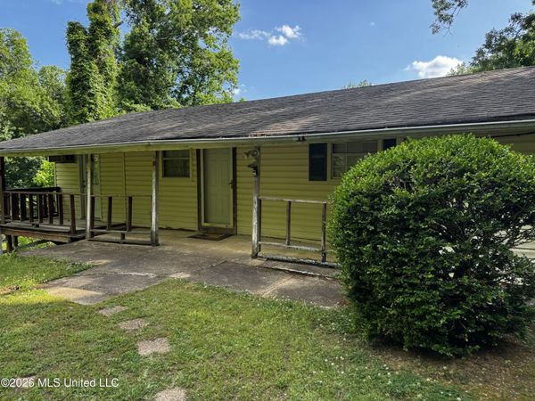 2830 Woodland Lake Road, Hernando, MS 38632