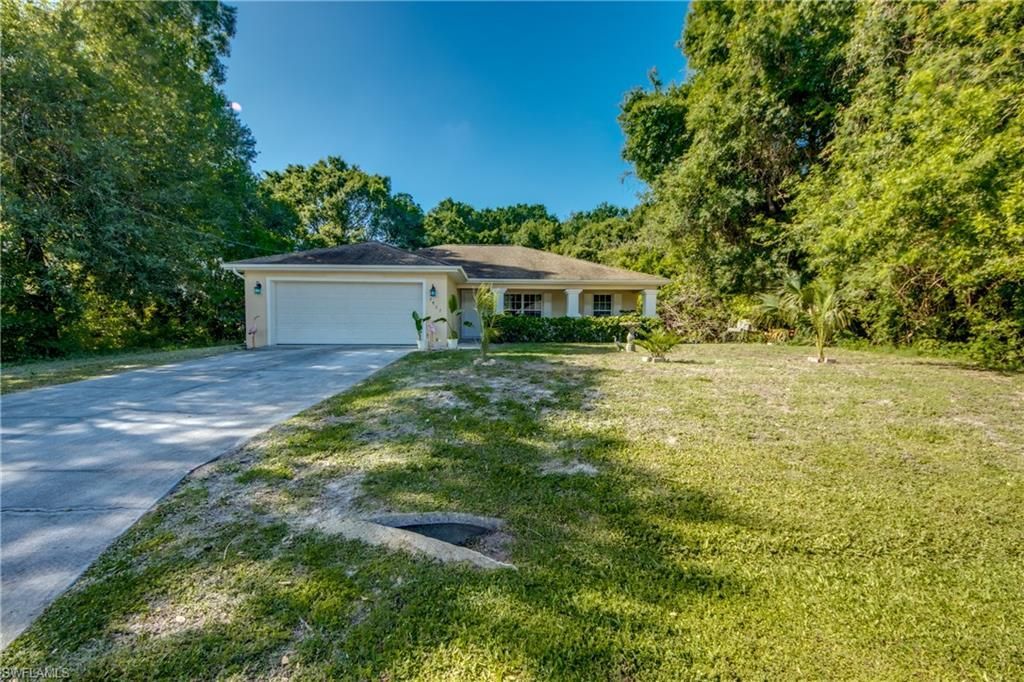 2807 51st St W, Lehigh Acres, FL 33971 Photo