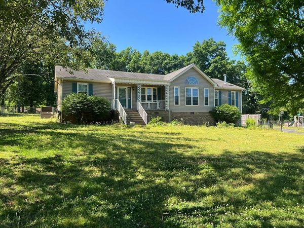 158 September Dr , La Vergne, TN 37086