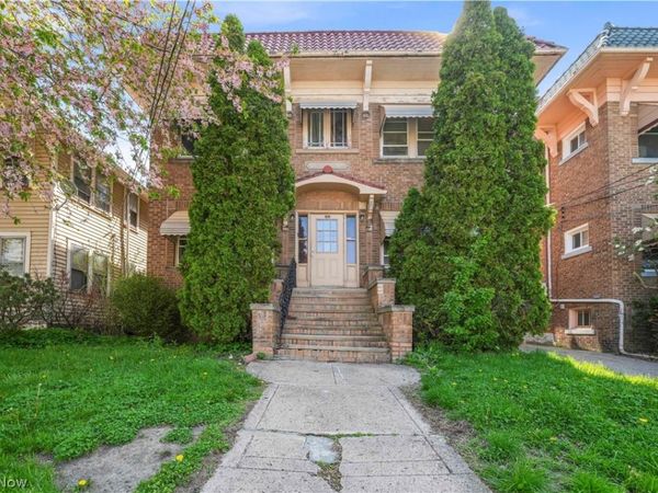 1353 Phelps Avenue , Unit 3, Lakewood, OH 44107