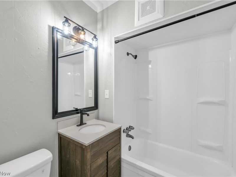 1353 Phelps Avenue, Unit 3, Lakewood, OH 44107 Photo 16