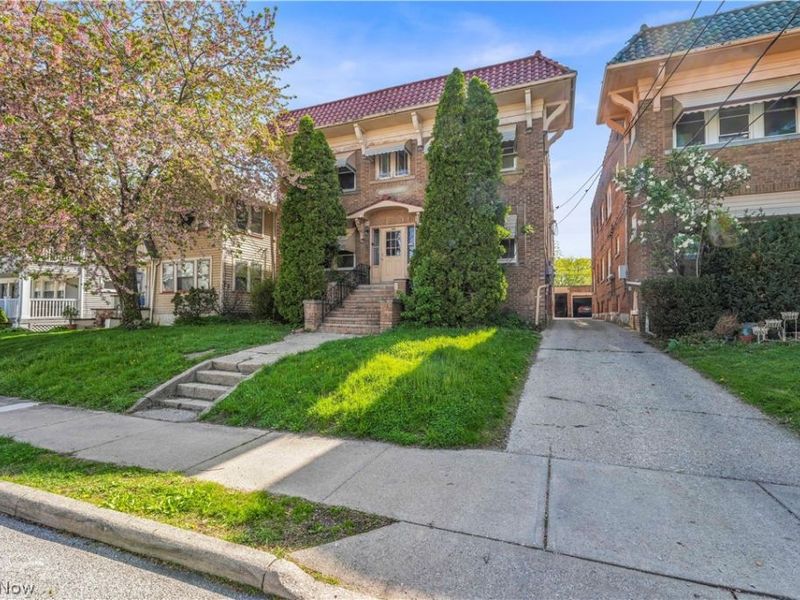 1353 Phelps Avenue, Unit 3, Lakewood, OH 44107 Photo 2