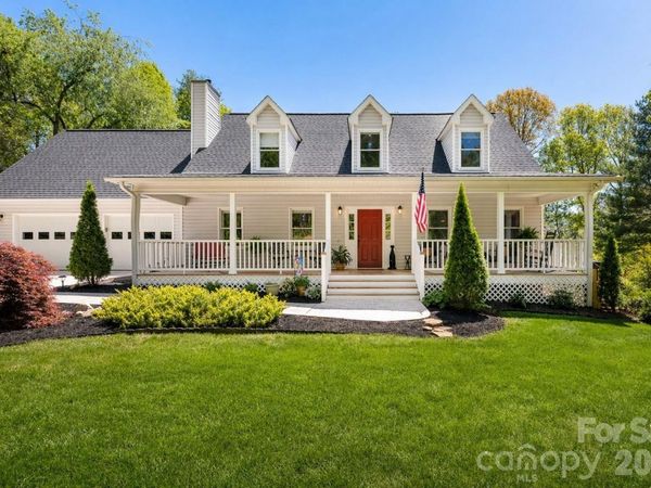 29 Blueberry Lane , Fairview, NC 28730