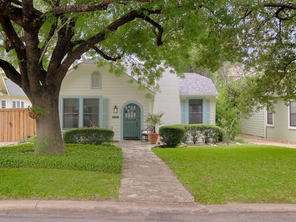 1509 Palma PLZ, Austin, TX 78703