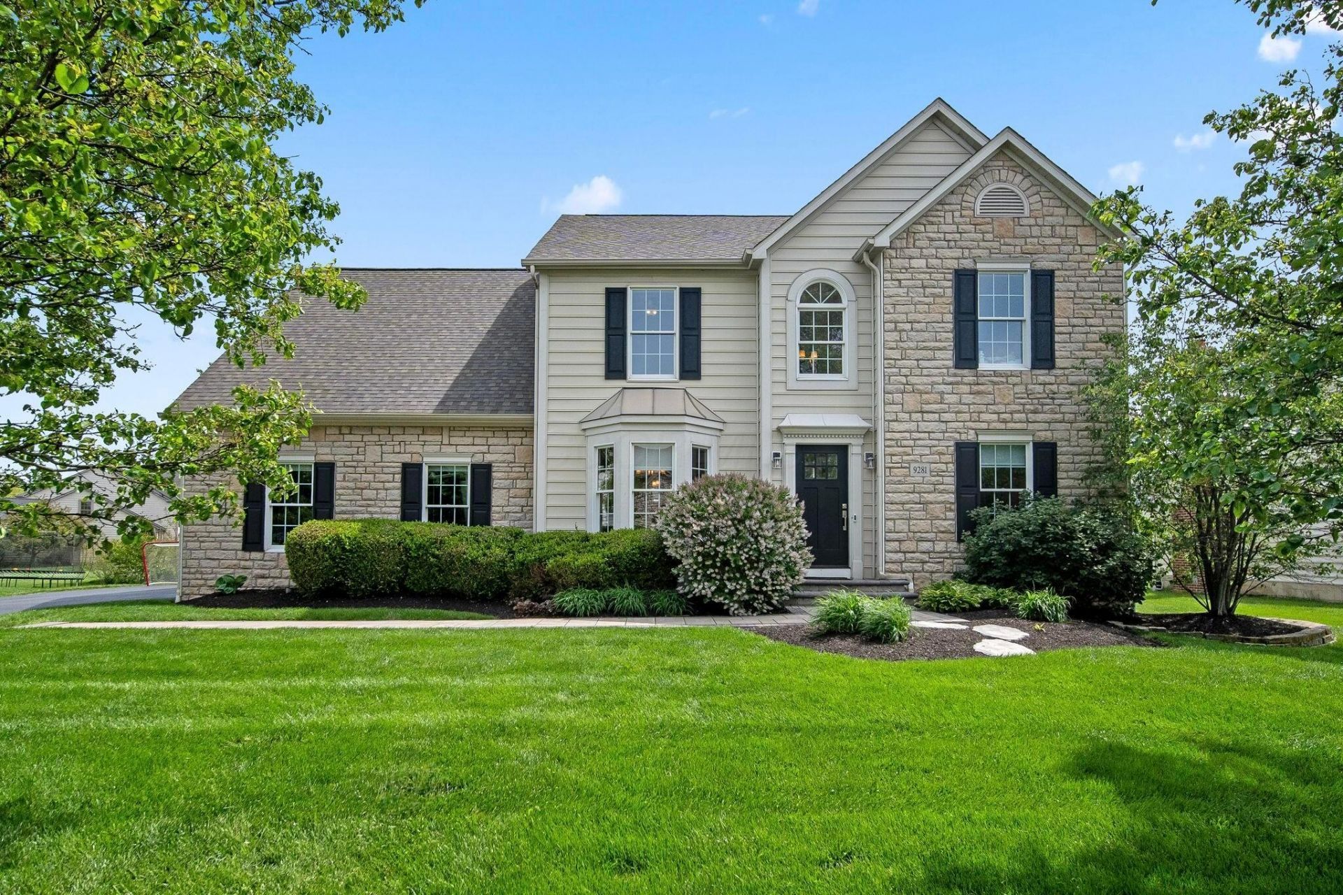 9281 Marlebury End, Powell, OH 43065 Main Photo