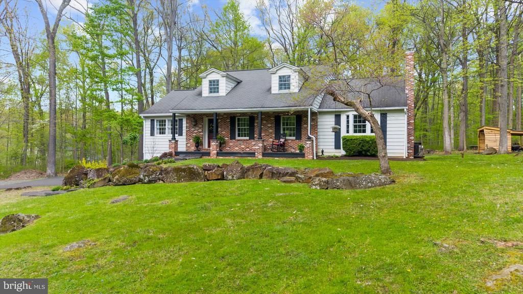2942 BAAS ROAD , GREEN LANE, PA 18054