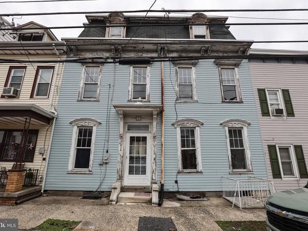 125 S 3RD STREET, MINERSVILLE, PA 17954