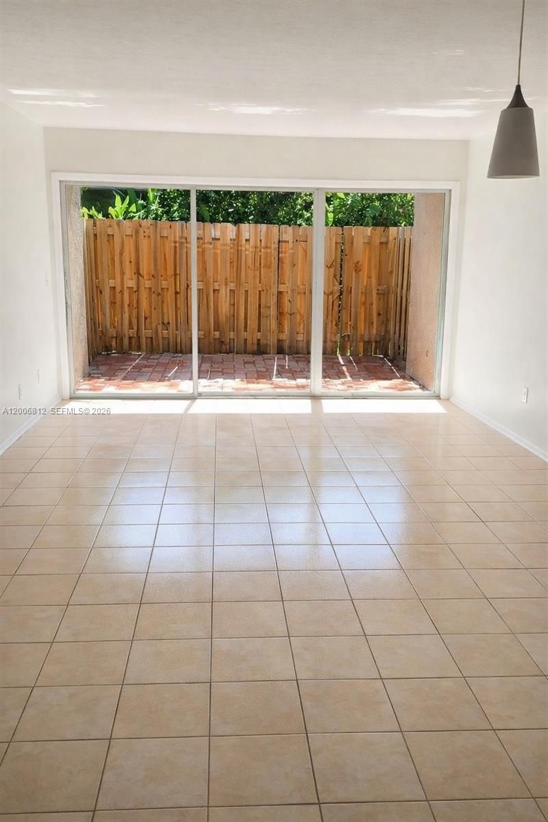 15385 S Dixie Hwy , Unit 22, Palmetto Bay, FL 33157 Photo