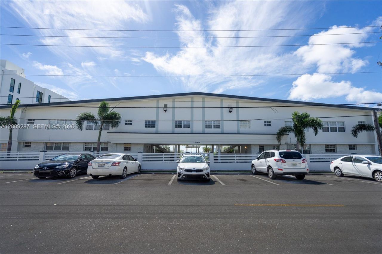 1940 Bay Dr , Unit 11, Miami Beach, FL 33141 Photo