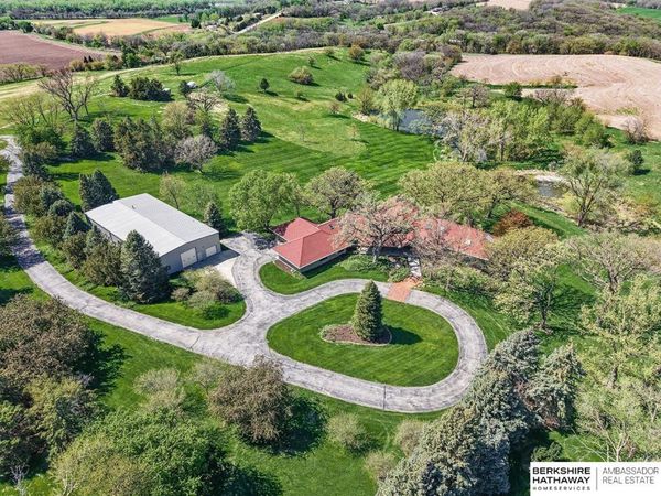 14711 N 240th Street, Valley, NE 68064